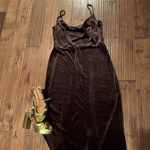 Maxi Velvet Party Dress Chocolate size 14